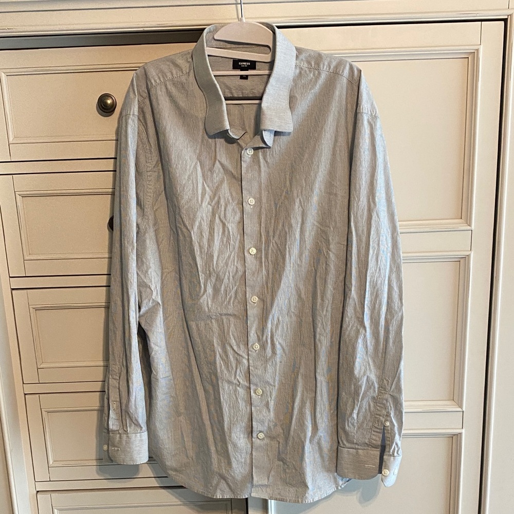Express Light Gray Casual Button-Down Shirt